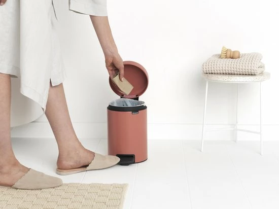 Uitgang ⭐ Brabantia NewIcon Prullenbak - 3 L - Terracotta Pink ???? 6 Uitgang ⭐ Brabantia NewIcon Prullenbak - 3 L - Terracotta Pink ???? - Afbeelding 4
