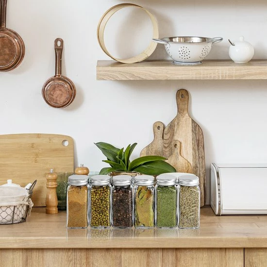 Begroting ❤️ KitchenConvenience - 25 Glazen Kruidenpotjes Met Strooideksel - Kruidenstrooier - Glazen Potjes Met Deksel - Complete Set Met Stickers En Trechter En Borsteltje - Vierkante Glazen Strooier - Inclusief GRATIS PDF Boekje Met Kruiden ✔️ 4 Begroting ❤️ KitchenConvenience - 25 Glazen Kruidenpotjes Met Strooideksel - Kruidenstrooier - Glazen Potjes Met Deksel - Complete Set Met Stickers En Trechter En Borsteltje - Vierkante Glazen Strooier - Inclusief GRATIS PDF Boekje Met Kruiden ✔️ - Afbeelding 2